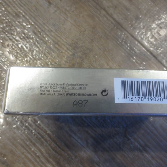 Authentic Bobbi Brown It's Your Party Eye & Cheek Palette Eye Shadow & Blush - Picture 9 of 9